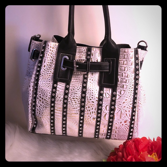 ☘️LARGE BLACK AND WHITE RHINESTONE EMBELLISHED BAG - Picture 4 of 8